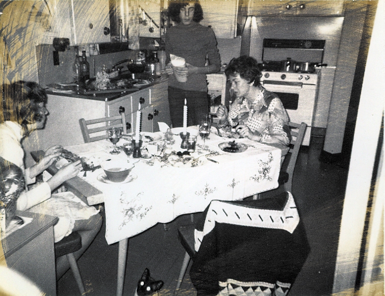 1972-12-25 (3)